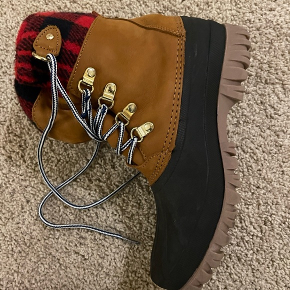 J Crew Duck Boots- Womens Size 7 - Picture 8 of 11